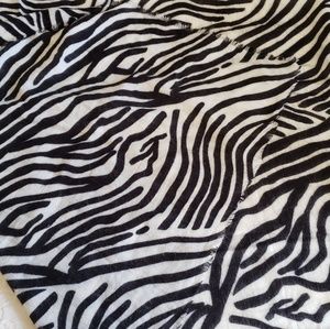 New womans shawl wrap/scarf